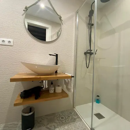 Urban Retreat Historical Centre Apartment *